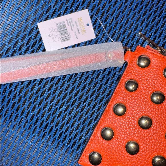 Michael Kors Orange Clutch with Gold Studs NWT - Picture 3 of 4